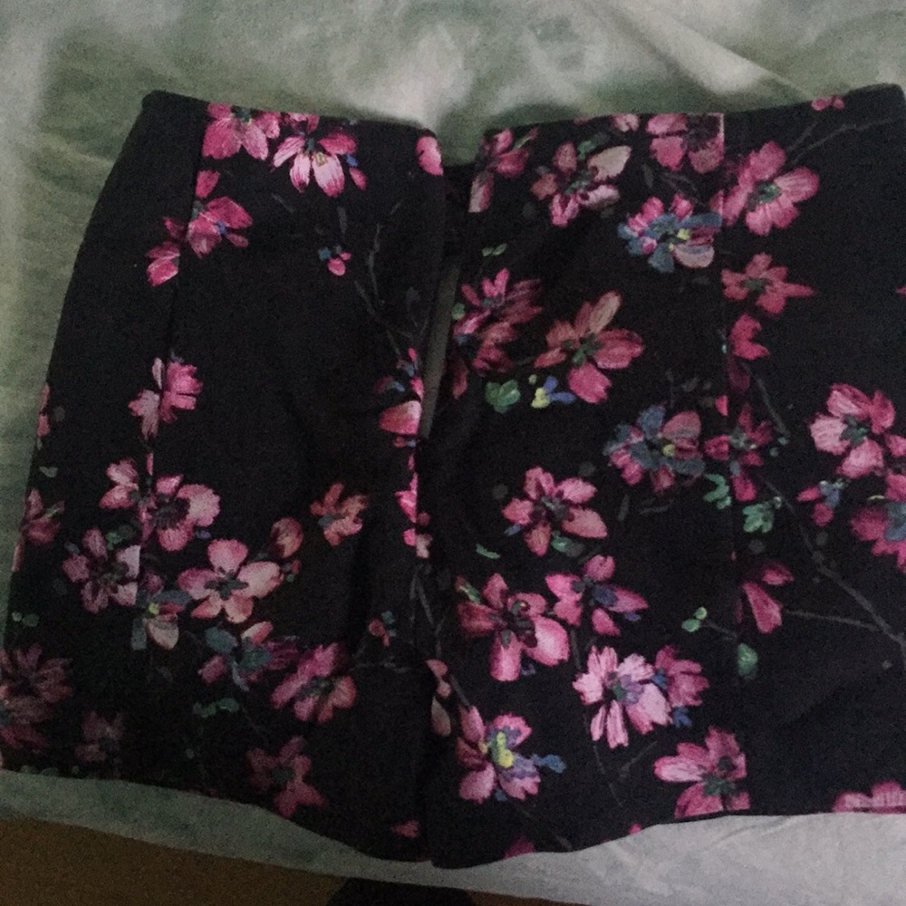 Asymmetrical skort express - Picture 3 of 3